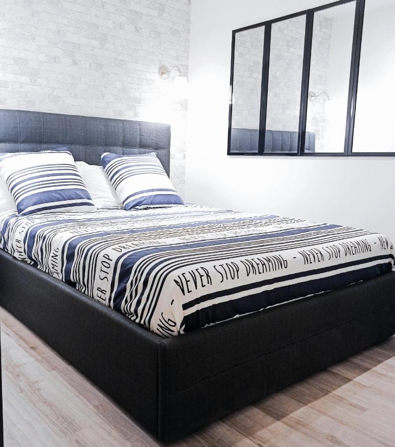 Detente & Jardin By Beds4Wanderlust - Charmant T2 Avec Jardin - Gare Plaisir-Grignon, Versailles 20Km Exterior foto